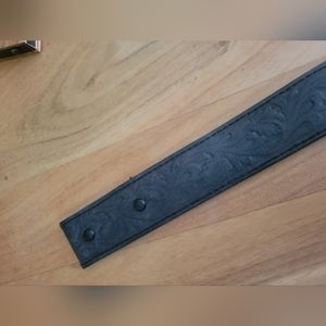 Black leather belt, no buckle